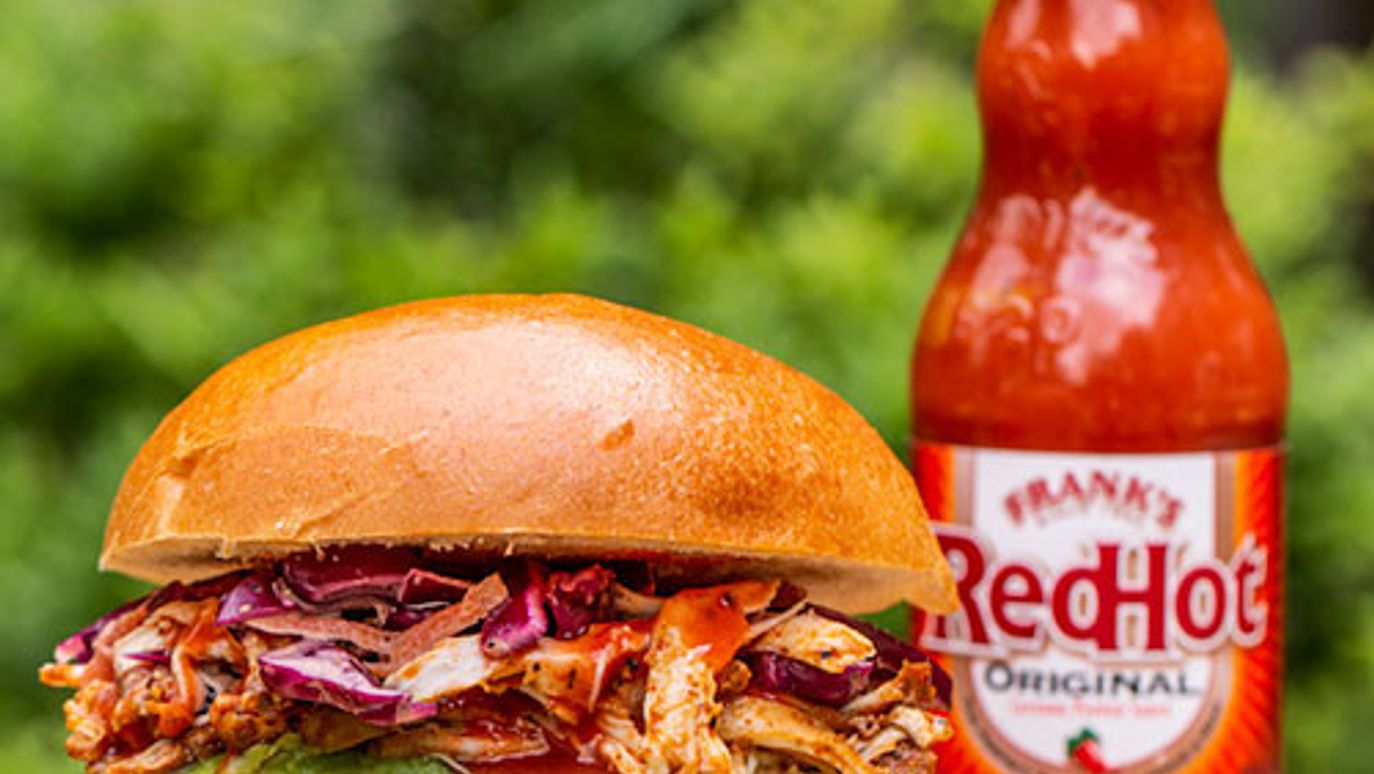 Franks Spicy Barbecue Pulled Chicken Burger
